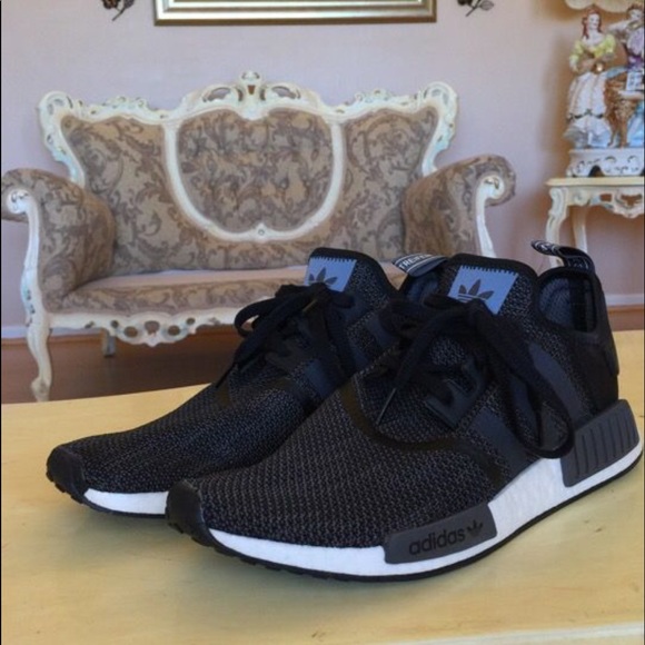 NMD’s Carbon Size 12 - Picture 2 of 8